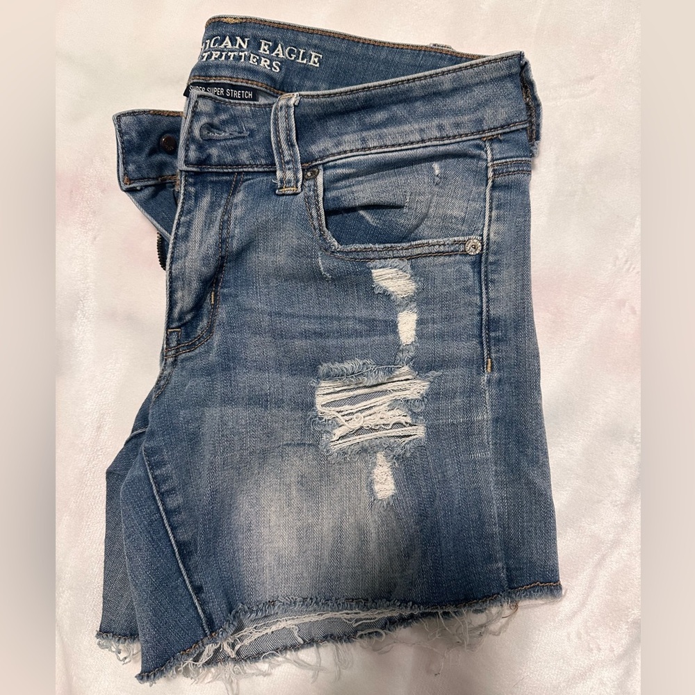 American Eagle Outfitters Blue Jean Shorts - Picture 7 of 7